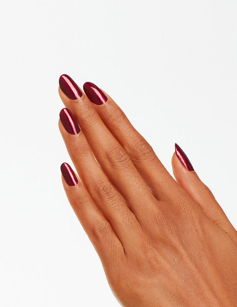 OPI ISLF52 - BOGOTA BLACKBERRY 15mL